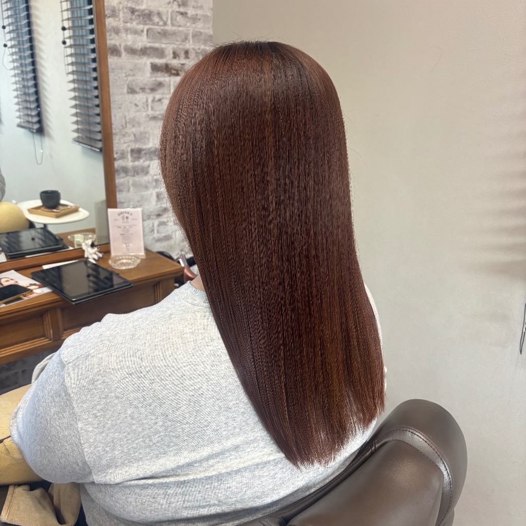 癖毛でお悩みの方、梅雨になる前に縮毛矯正を！